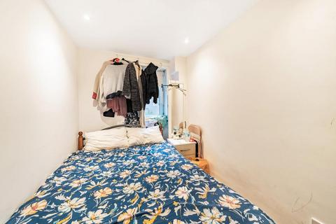 1 bedroom flat for sale, Sydney Road,  London,  N10