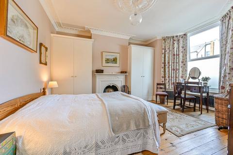1 bedroom flat for sale, Winterwell Road, Brixton, London, SW2