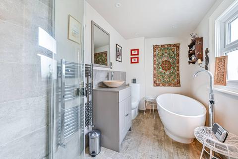 1 Winterwell Road, London, SW2 5JB