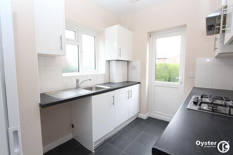 3 bedroom semi-detached house to rent - Tewkesbury Gardens, London, NW9