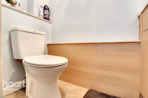 4 Ashfields, Pitsea, Basildon, SS13 1HX