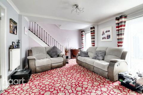 4 Ashfields, Pitsea, Basildon, SS13 1HX