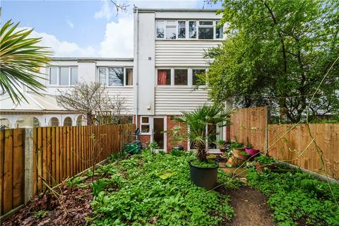 4 bedroom terraced house for sale, Sovereign Close, Ealing