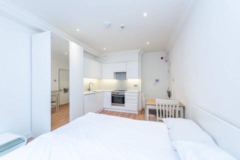 Studio to rent, Vincent Square, Westminster, London, SW1P