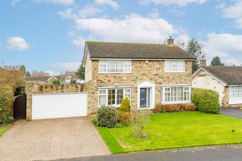 15 Princess Mead, Goldsborough, Knaresborough, HG5 8NP