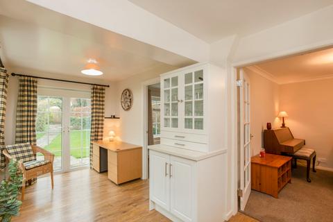 15 Princess Mead, Goldsborough, Knaresborough, HG5 8NP