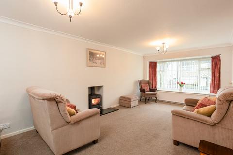 15 Princess Mead, Goldsborough, Knaresborough, HG5 8NP