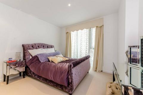 2 bedroom flat to rent, Eastfields Avenue, Wandsworth, London, SW18