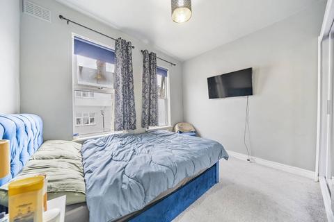 2 bedroom flat for sale, Church Lane, Tooting Bec, London, SW17