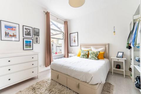 2 bedroom flat for sale, Tunley Road, Harlesden, London, NW10