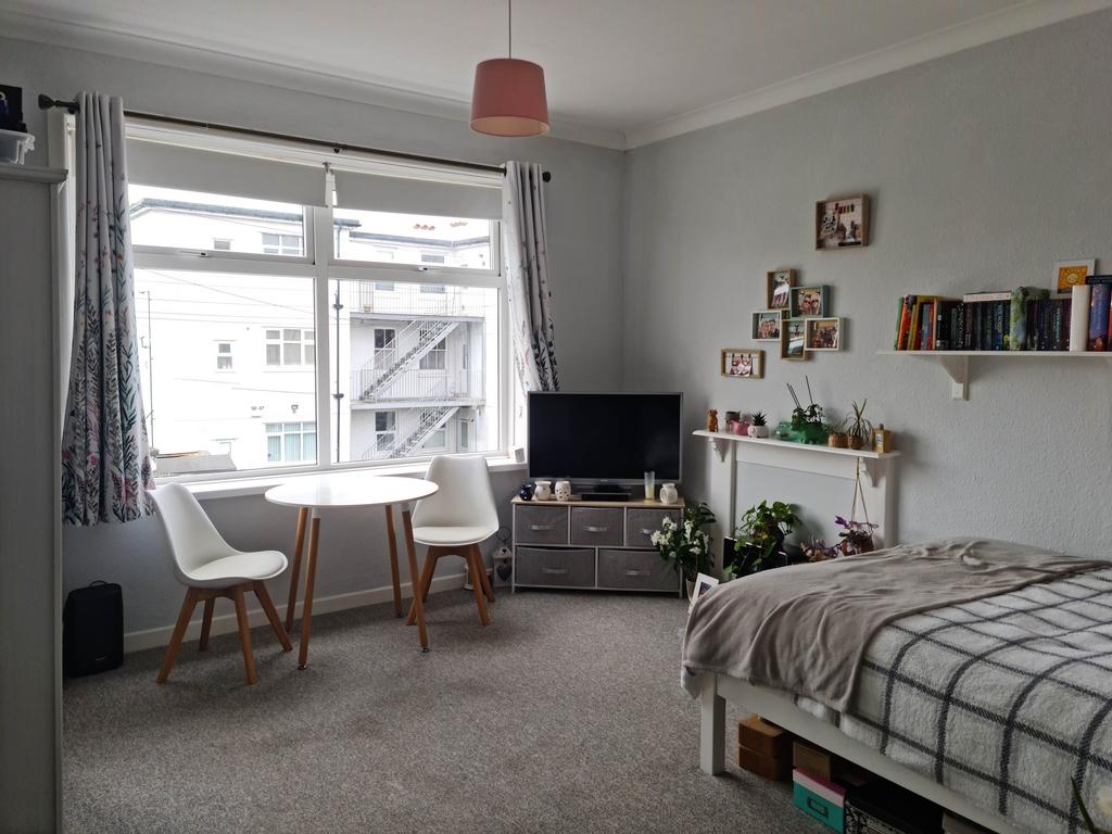 Southbourne - Studio to rent
