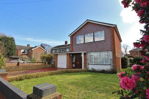 3 bedroom detached house for sale, St. Francis Close, Langley