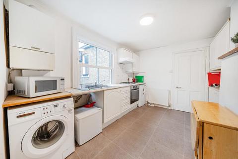 2 bedroom flat for sale, Ingelow Road, Battersea
