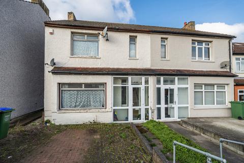 3 bedroom semi-detached house for sale, Wickham Street, Welling