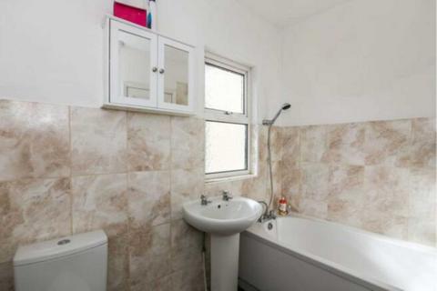 3 bedroom end of terrace house for sale, St Pauls Road, Luton LU1