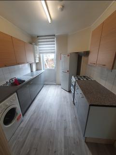 2 bedroom flat for sale, Park View Road, London N17