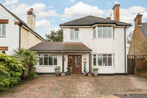 4 bedroom detached house for sale, The Hermitage, North Uxbridge, Middlesex