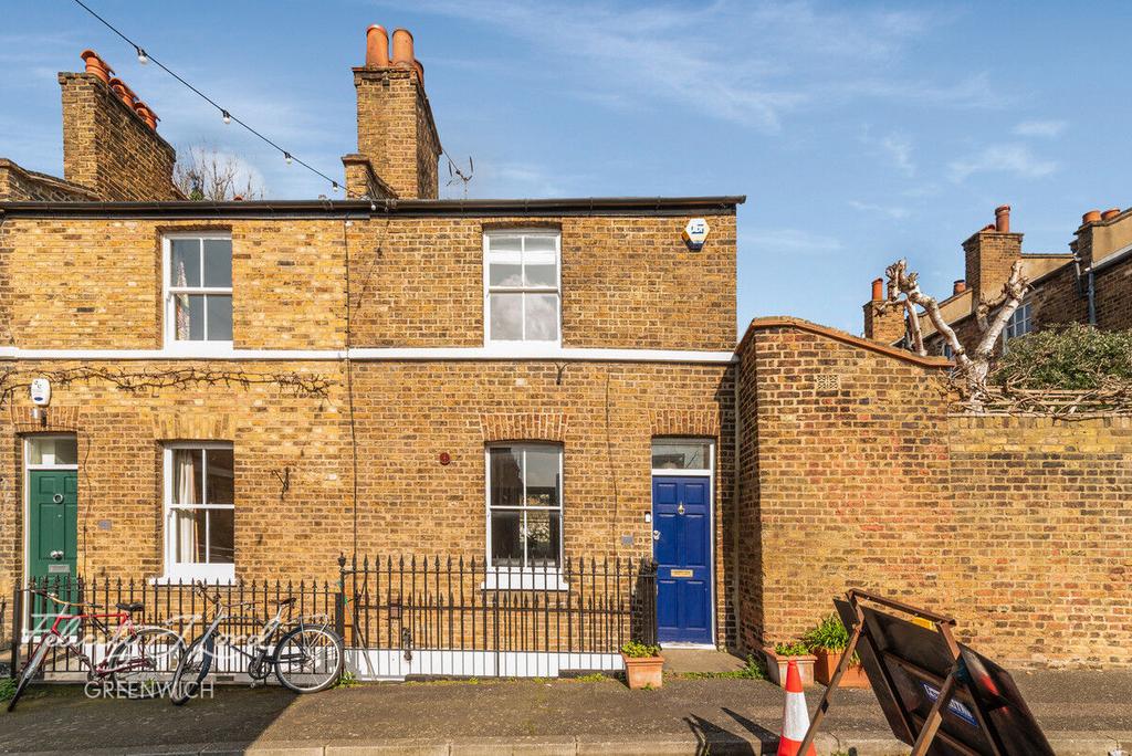 Trinity Grove, London, SE10 8TE 3 bed end of terrace house for sale £