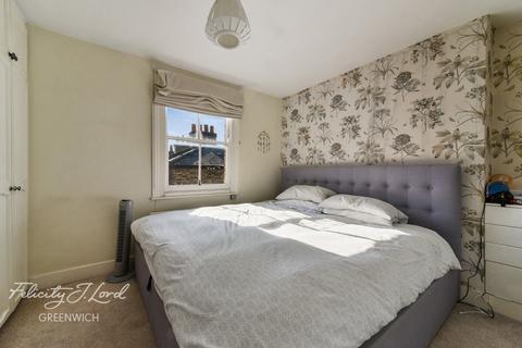 11 Trinity Grove, London, SE10 8TE