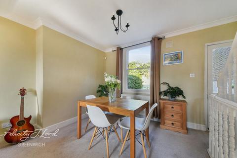 3 bedroom end of terrace house for sale, Trinity Grove, London, SE10 8TE