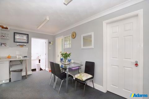 8 Ashbrook Avenue, Sutton Weaver, Runcorn, WA7 3HD