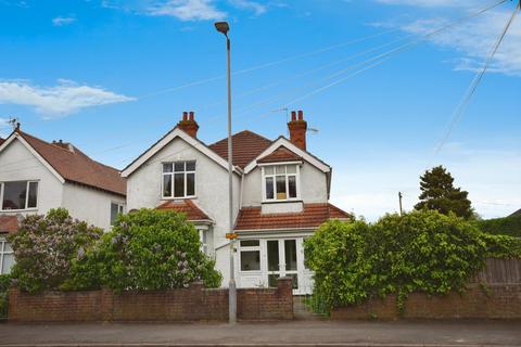 5 bedroom detached house for sale, Sea View Road, Skegness PE25