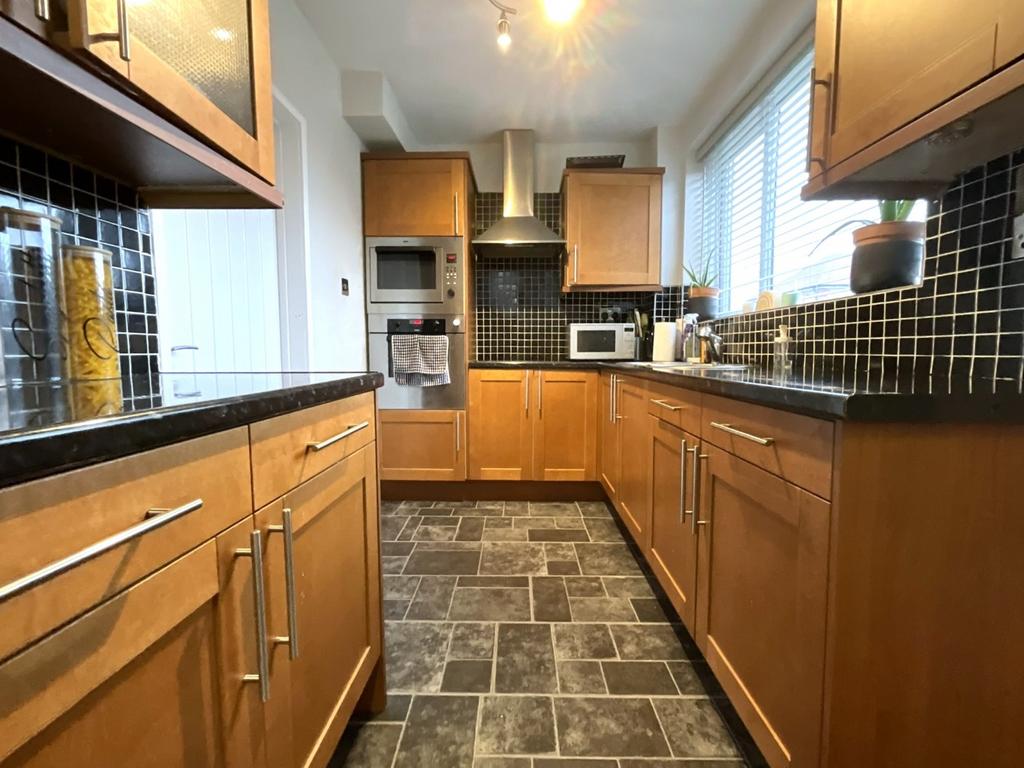Haughton Crescent, Jarrow, Tyne and Wear, NE32 2 bed semidetached