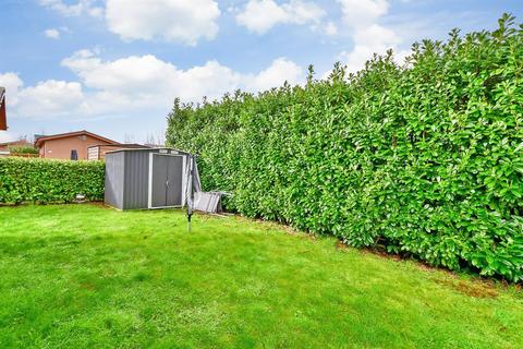 2 bedroom park home for sale, Wateringbury Road, East Malling, Kent