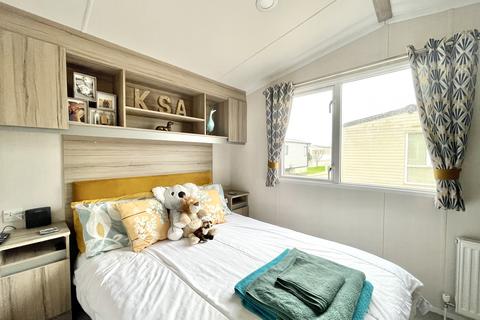 2 bedroom holiday park home for sale - Tiddington Road, Stratford-upon-Avon CV37