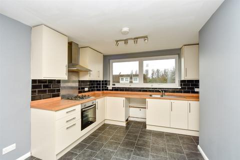 17 Thorne Close, Erith, DA8 1EU