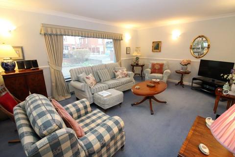 2 bedroom bungalow for sale, Cross Lane, Royston, Barnsley
