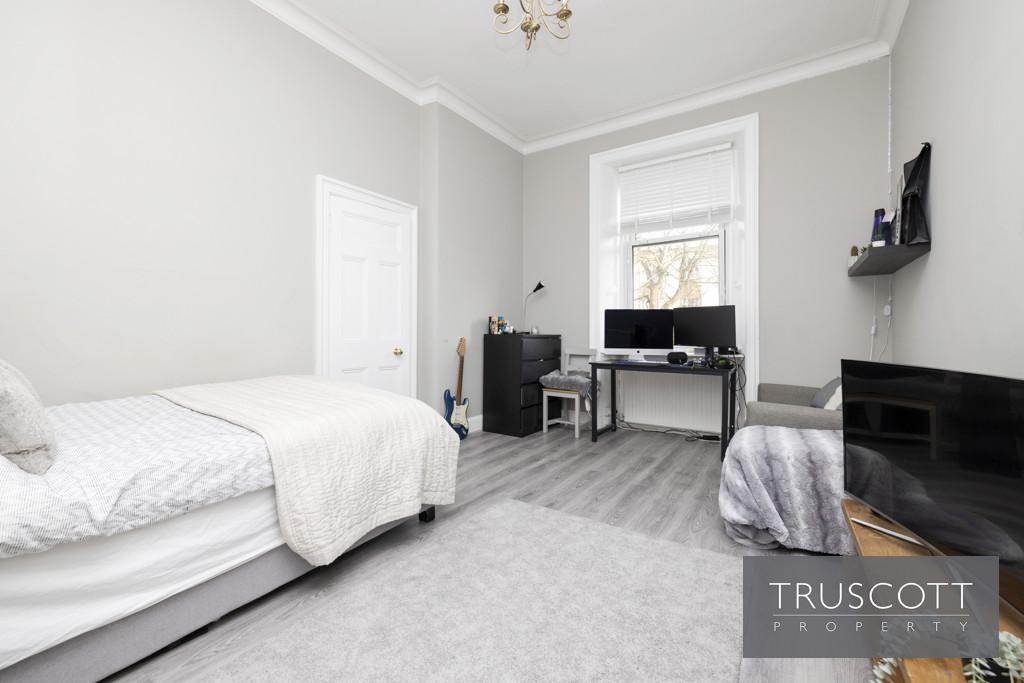 Double Bedroom 2