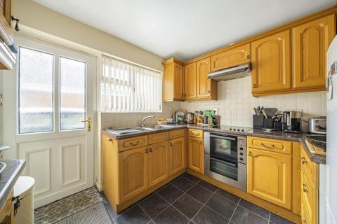 8 Abbotts Close, Aylesbury, HP20 1HZ