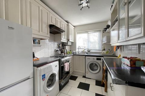 66 Cranfield Road, London, SE4 1UG