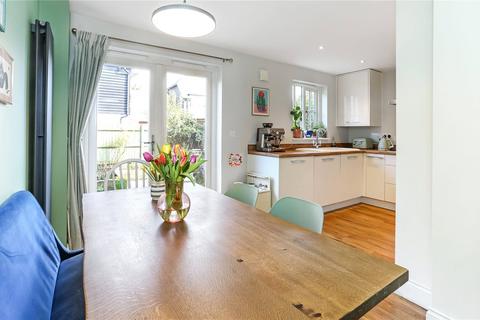 16 Cassandra Road, Winchester, SO23 7FW