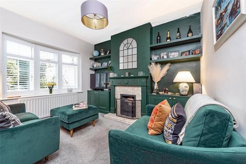 7 Grove Footpath, Surbiton, KT5 8AT