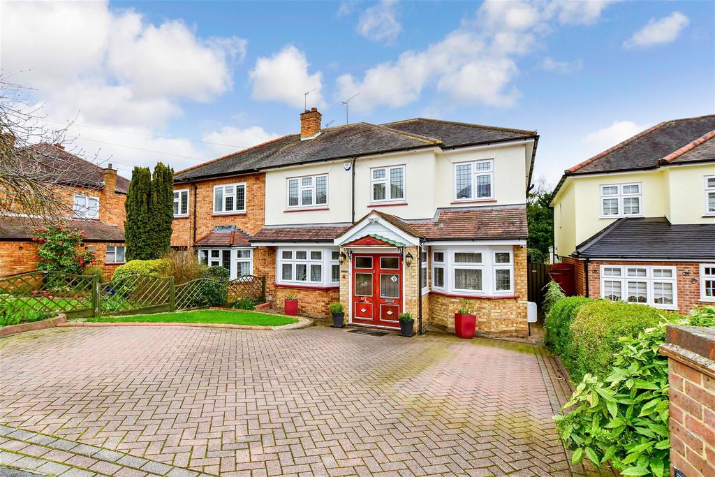 Buckhurst Hill, Buckhurst Hill, Essex 6 bed semidetached house for