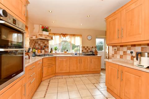 6 bedroom semi-detached house for sale, Buckhurst Hill, Buckhurst Hill, Essex