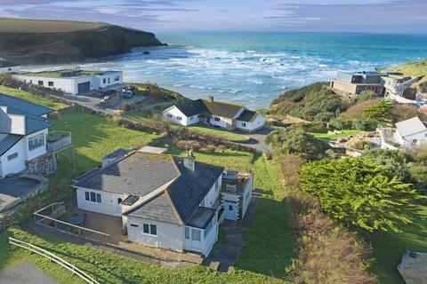 6 bedroom house for sale, Brookfield, Mawgan Porth, TR8