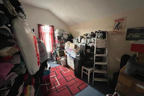 18 Fairmont Road, Grimsby, DN32 8DZ