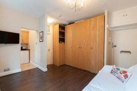 Studio for sale, Elystan Place, London, SW3