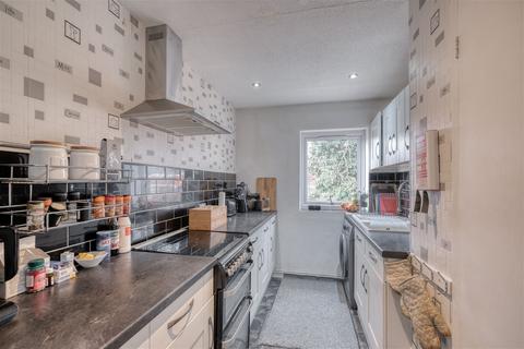 4 Abberley Close, Church Hill, Redditch, B98 8QY