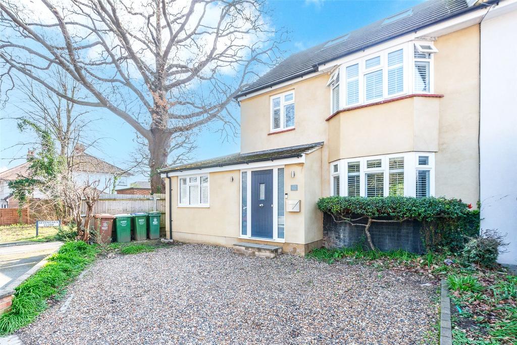 Martens Avenue, Bexleyheath, Kent, DA7 5 bed semidetached house for sale £595,000