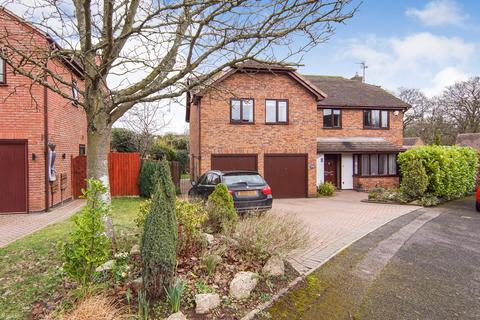 5 bedroom detached house for sale, Poppyfield Court, Coventry CV4
