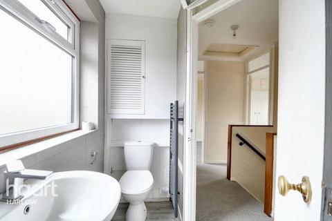 146 Spring Hills, Harlow, CM20 1TB