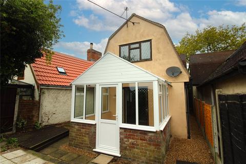 2 bedroom detached house to rent, Ipswich Road, Stratford St. Mary, Colchester, Suffolk, CO7