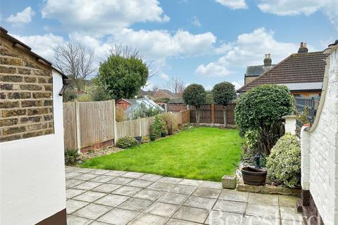 18 Globe Road, Hornchurch, RM11 1BS