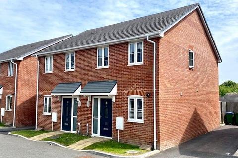3 bedroom semi-detached house to rent, Park Gate, Southampton SO31