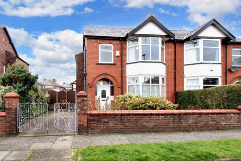 3 bedroom semi-detached house for sale, Swinburne Road, Dentons Green, WA10