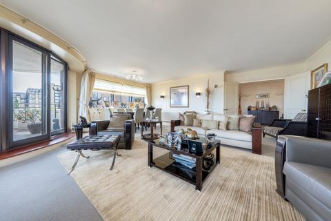 2 bedroom apartment for sale, The Terraces, 12 Queens Terrace, London, NW8